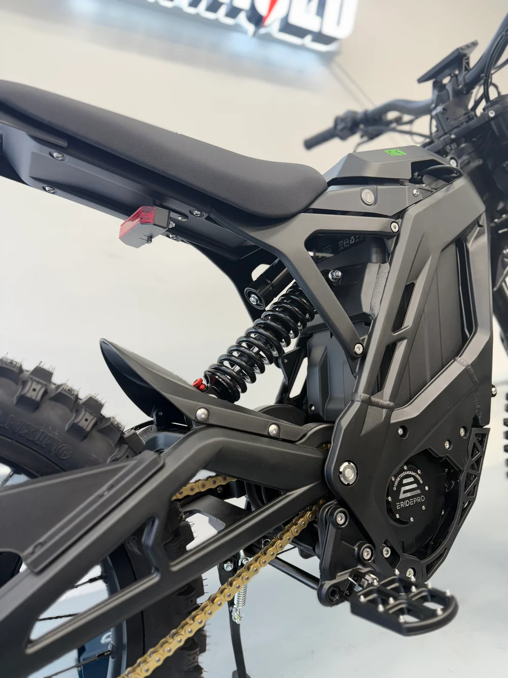 E Ride Pro S 72V Electric Dirt Bike – 8KW Motor, 50MPH, 30AH Battery, 16″ Fat Tire (Limited Edition) - Image 2